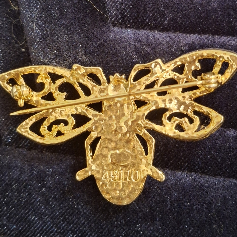 Monet Designer Gold and Red Bee Brooch - Picture 3 of 4